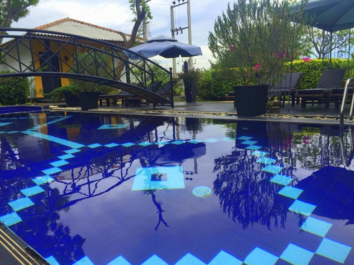 Flower Garden Lake Resort Tissamaharama Exterior foto