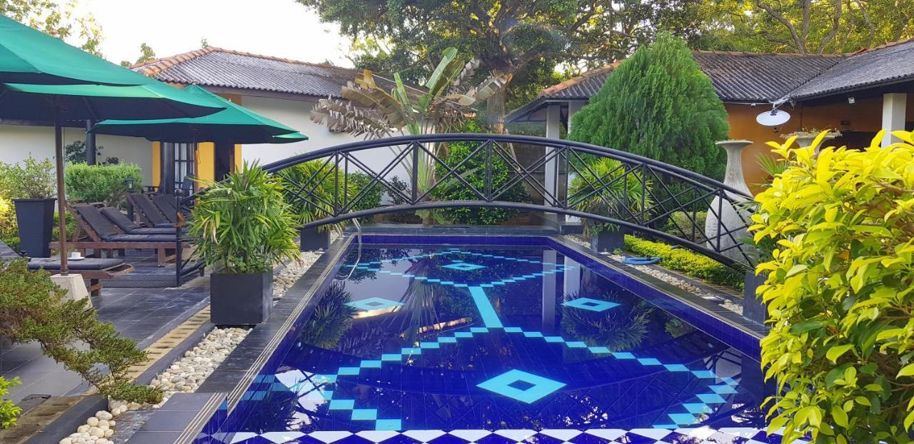 Flower Garden Lake Resort Tissamaharama Exterior foto